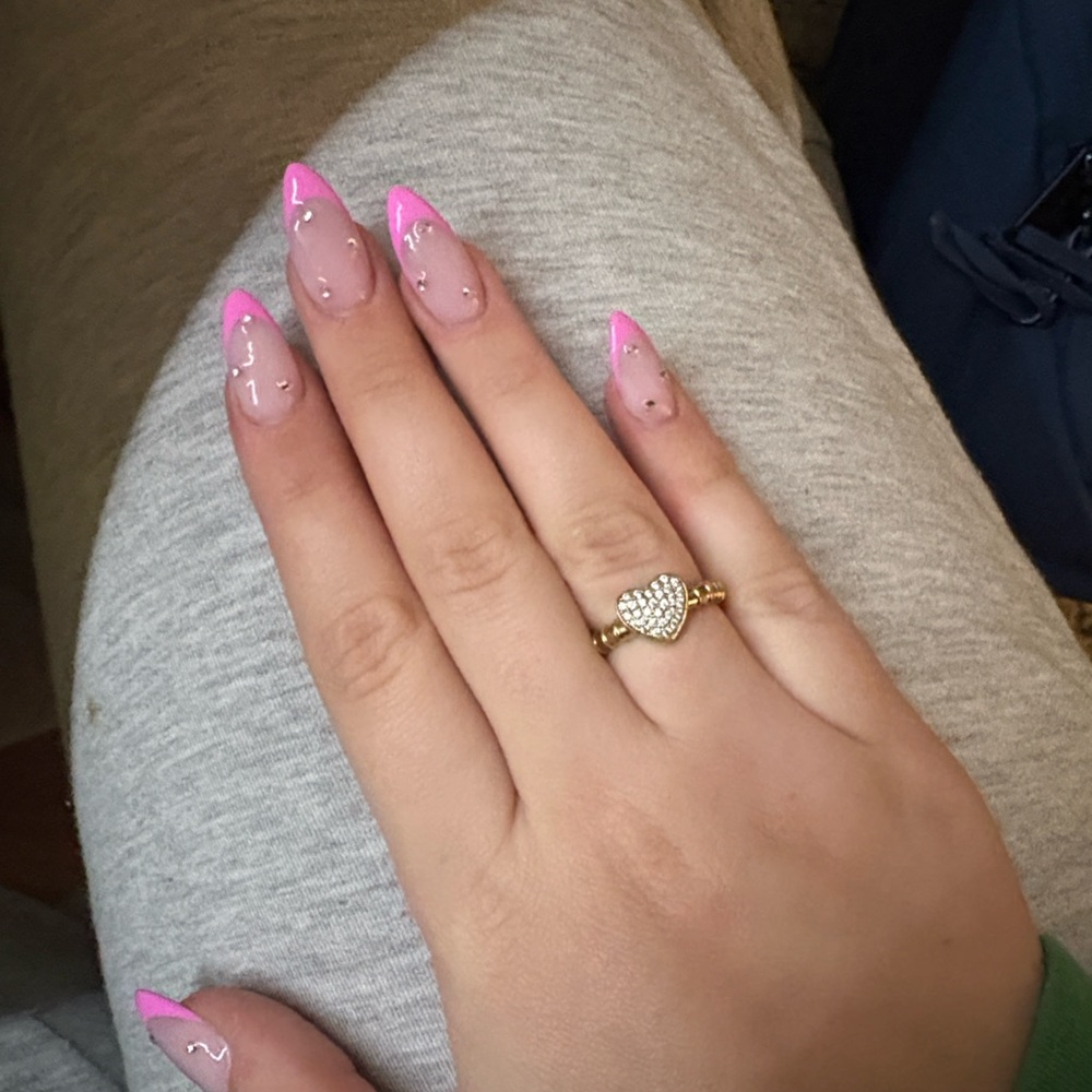 Gold heart ring